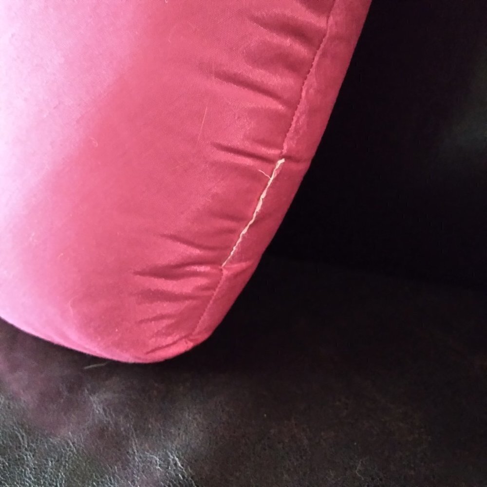 Pair of Lg Fuchsia Hot Pink Satin Heart Pillows 17" W x 12" L x 6" - Picture 4 of 5